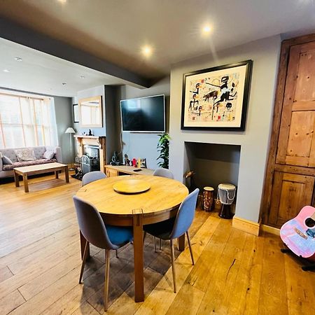 Simpsons Cottage - Grove Road Cottages ستارتفورد أبون آفون المظهر الخارجي الصورة