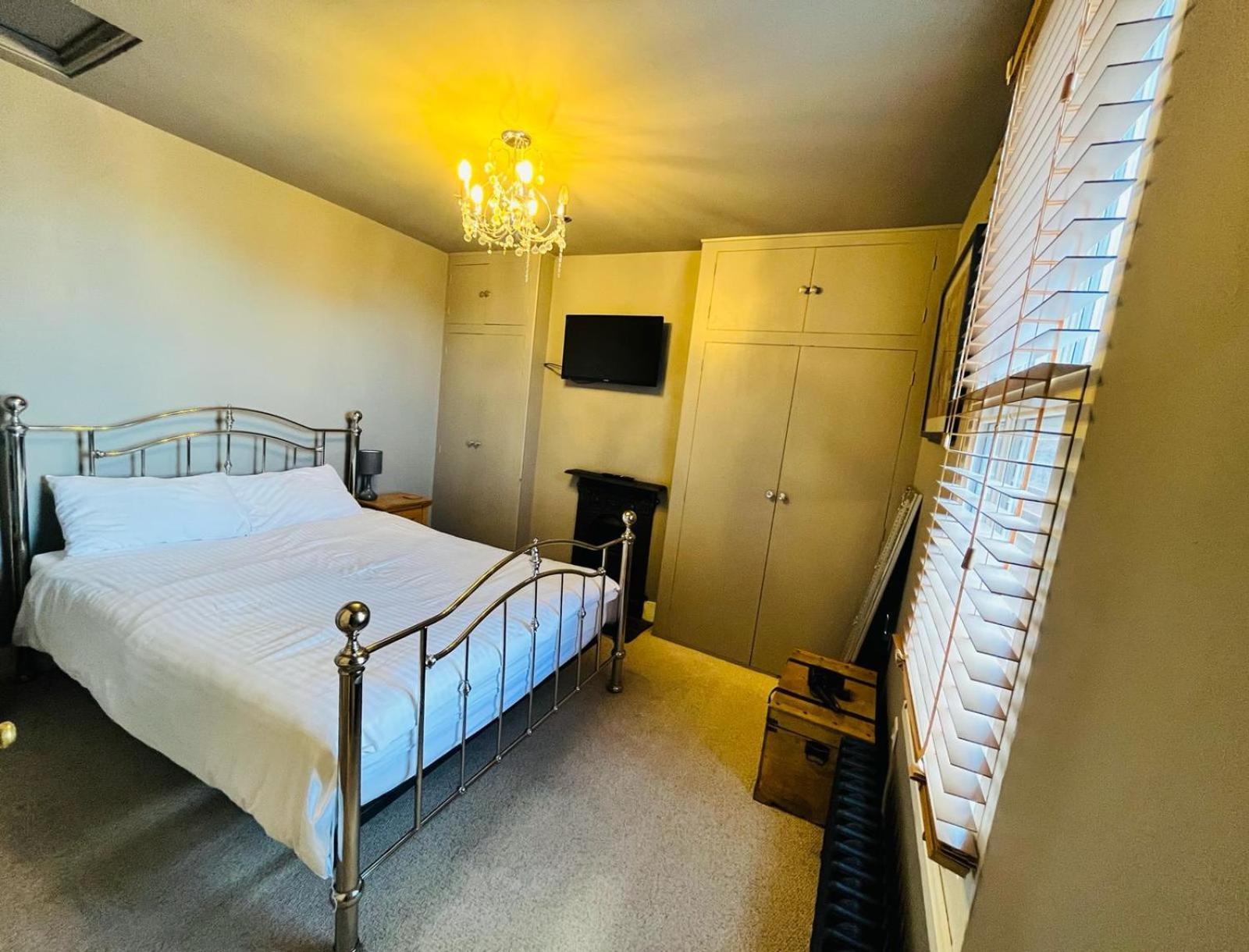 Simpsons Cottage - Grove Road Cottages ستارتفورد أبون آفون المظهر الخارجي الصورة